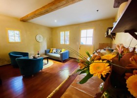 Domaine La Grangette in Zuid-Frankrijk woonkamer 2 Domaine La Grangette 30pluskids