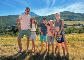 Camping Vista SanVicino in Le Marche, Italie gezin Agriturismo Vista San Vicino 30pluskids