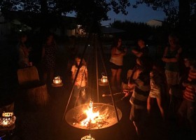 Rendez-vous in Roaix, Frankrijk marshmellows roosteren Vakantieverblijf Rendez-Vous 30pluskids