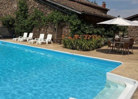 L'Etoile Dore in de Auvergne, Frankrijk zwembad L’Etoile Dore  30pluskids