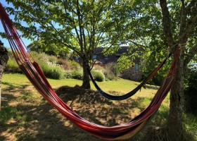 Maison Rouge in de Dordogne Frankrijk hangmatten Domaine Maison Rouge 30pluskids