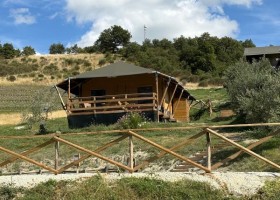 Agriturismo Camping Vista San Vicino Le Marche Italie Cottage2 Agriturismo Vista San Vicino 30pluskids