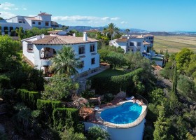 La Casa Costa Blanca in Pego, Spanje huis en zwembad overzicht La Casa Familia 30pluskids