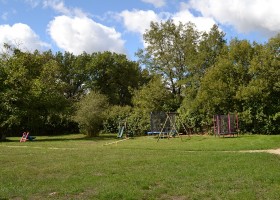 Le Mas du Midi in de Tarn-et-Garonne, Frankrijk speeltuin Camping et Gites Le Mas du Midi 30pluskids