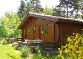 L'Etoile Dore in de Auvergne, Frankrijk houten huisje L’Etoile Dore  30pluskids