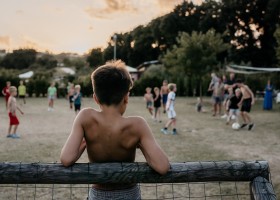Camping Sempreverde in Le Marche, Italie voetballen Camping Sempreverde 30pluskids