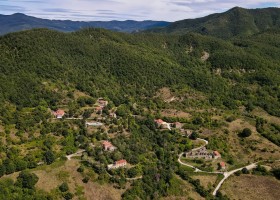 Novanta in Toscane, Italie dorpje van bovenaf Novanta 30pluskids