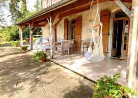 Domaine Bessiere in de Lot-et-Garonne, Frankrijk veranda Domaine Bessière 30pluskids