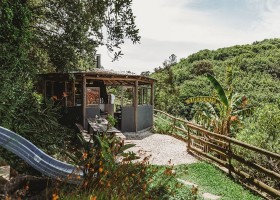 Quinta Horta da Rosa in Leiria, Portugal lounge terras Quinta Horta da Rosa 30pluskids
