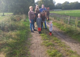 Klein Koestapel in Putten op de Veluwe, Nederland eigenaren Klein Koestapel 30pluskids