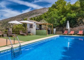 Casa Lobera in Andalusie Spanje Pool1 Casa Lobera  30pluskids