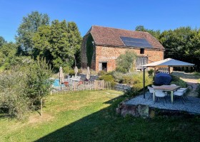 Maison Rouge in de Dordogne Frankrijk huis zwembad terras Domaine Maison Rouge 30pluskids