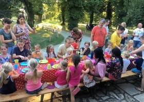 Abbaye du Palais in Thauron, Frankrijk table d'hote voor kinderen Abbaye du Palais  30pluskids