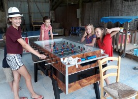 Le Petit Chaillot in Poitou-Charentes, Frankrijk 06 voetbalspel Le Petit Chaillot 30pluskids