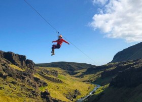 KidsReizen Europa-IJsland-Vik-Ziplinen KidsReizen IJsland – Hoogtepunten Ijsland met je gezin 30pluskids