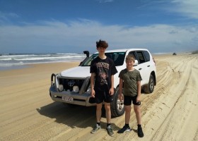 Travelnauts australie-fraser-island-4wd-kind-fam Travelnauts rondreis Australië 30pluskids