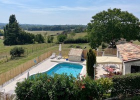 Domaine La Fontaine in Poitou-Charentes, Frankrijk zwembad 2 Domaine la Fontaine 30pluskids