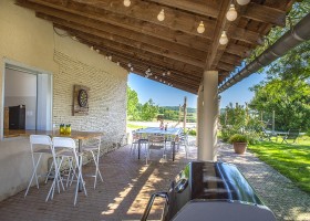 Quillot Lavit in de Tarn-et-Garonne, Frankrijk terras Quillot Lavit 30pluskids