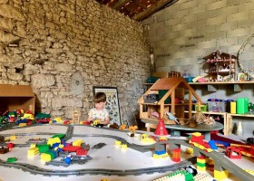 Domaine Bessiere in de Lot-et-Garonne, Frankrijk speelschuur Domaine Bessière 30pluskids