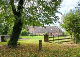 De Bongerd in Gelderland de Achterhoek Nederland hek De Bongerd 30pluskids