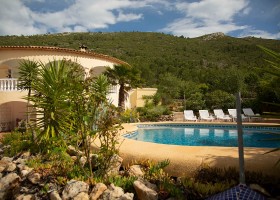Villa Sueno Grande Costa Blanca, Spanje villa zwembad en groene heuvel Villa Sueno Grande 30pluskids