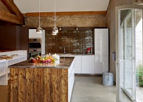 Unique Boutique Houses in de Aude, Zuid-Frankrijk LOFT keuken Unique Boutique Houses 30pluskids