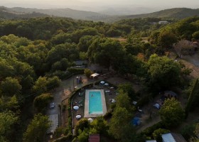 Camping Lucherino in Toscane, Italie view Tuscany Camping Lucherino 30pluskids