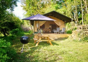 Petite Vallee in de Dordogne, Frankrijk safaritent Petite Vallée 30pluskids