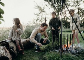 BoerenBed TaarTenTuin in Aarlanderveen Zuid-Holland Nederland marshmellows roosteren BoerenBed TaartTenTuin 30pluskids