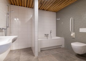 Koe in de Kost in Overijssel, Nederland 12p eco Grondulow badkamer Koe in de Kost  30pluskids