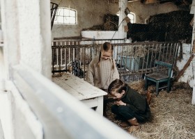 BoerenBed TaarTenTuin in Aarlanderveen Zuid-Holland Nederland schuur met dieren BoerenBed TaartTenTuin 30pluskids