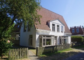Vakantiehuisjes Waddenrust op Schiermonnikoog, Nederland klaver 4 Vakantiehuisjes Waddenrust  30pluskids