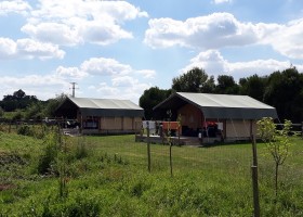Le Petit Chaillot in Poitou-Charentes, Frankrijk 08 safaritenten Le Petit Chaillot 30pluskids