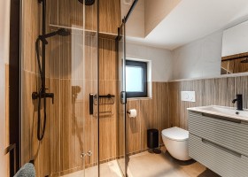 Quinta Bordallo aan de Zilverkust, Portugal badkamer houtlook Quinta Bordallo 30pluskids