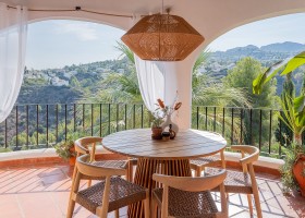 La Casa Costa Blanca in Pego, Spanje terras met uitzicht liggend La Casa Familia 30pluskids