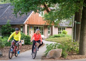 Bosvillapark Eureka in Twente, Nederland receptie-mountainbike Villapark Eureka 30pluskids