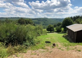 Boerenbed Rochefort en Ardenne in Belgie prachtig gelegen tenthuisje BoerenBed Rochefort en Ardenne 30pluskids