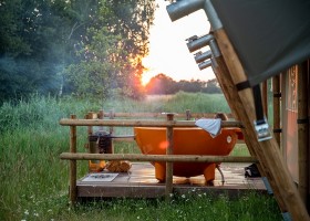 Erfgoed Bossem in Twente, Nederland hottub Erfgoed Bossem 30pluskids