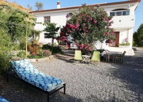 Nido Aguila Blanca in Andalusie, Spanje huis en terras Nido Aguila Blanca 30pluskids