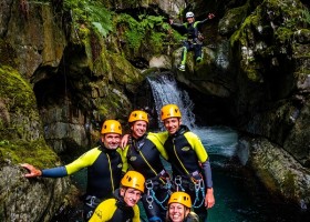 Canigou outdoor op caming Ascou La Forge in Ariege Frankrijk canyoning Marc Canigou Outdoor op Camping Ascou La Forge 30pluskids