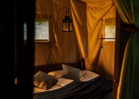 Boerenbed Hoeve Zeeland Nederland slaapkamer Beeldlab UK photography Hugo Goudswaard BoerenBed Hoeve Zeeland 30pluskids