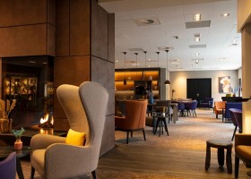 Hotel de Keizerskroon in Apeldoorn Veluwe lounge Bilderberg Hotel De Keizerskroon 30pluskids