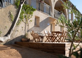 NOUS-VOUS in Agel, Frankrijk terras NOUS Petits Lofts 30pluskids