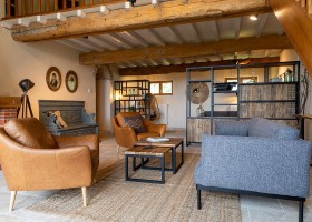 Domaine de la Bade in de Aude, Zuid-Frankrijk livingroom Domaine de la Bade 30pluskids