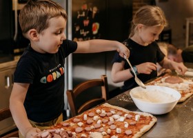 Casale Il Sogno in Umbrie, Italie 30 plus 8 pizza maken Casale il Sogno  30pluskids