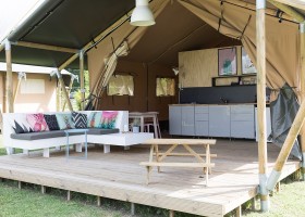 Camping Sempreverde in Le Marche, Italie safaritent Marit van den Berg Photography Camping Sempreverde 30pluskids