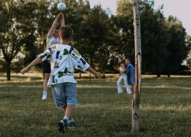 Boerenbed Landgoed ter Wijnedale in Torhout, Belgie spelen BoerenBed Landgoed ter Wijnendale 30pluskids