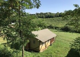 Tendi Agriturismo Le Sorgive e Le Volpi bij Gardameer, Italie safaritent Tendi op Agriturismo Le Sorgive e Le Volpi 30pluskids
