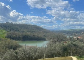 Casa Glamping Sorriso in Umbrie Italie uitzicht Casa & Glamping Sorriso 30pluskids