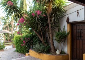 La Granja de Antonio in Andalusie Spanje tuin Glamping op La Granja de Antonio 30pluskids